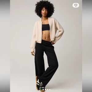 OFFLINE By Aerie The Hugger Trouser - Large Short